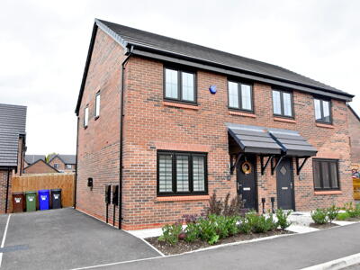 Andrews Close, Bury